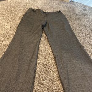 The limited Lexie fit size 8 women's wide leg trousers, beautiful